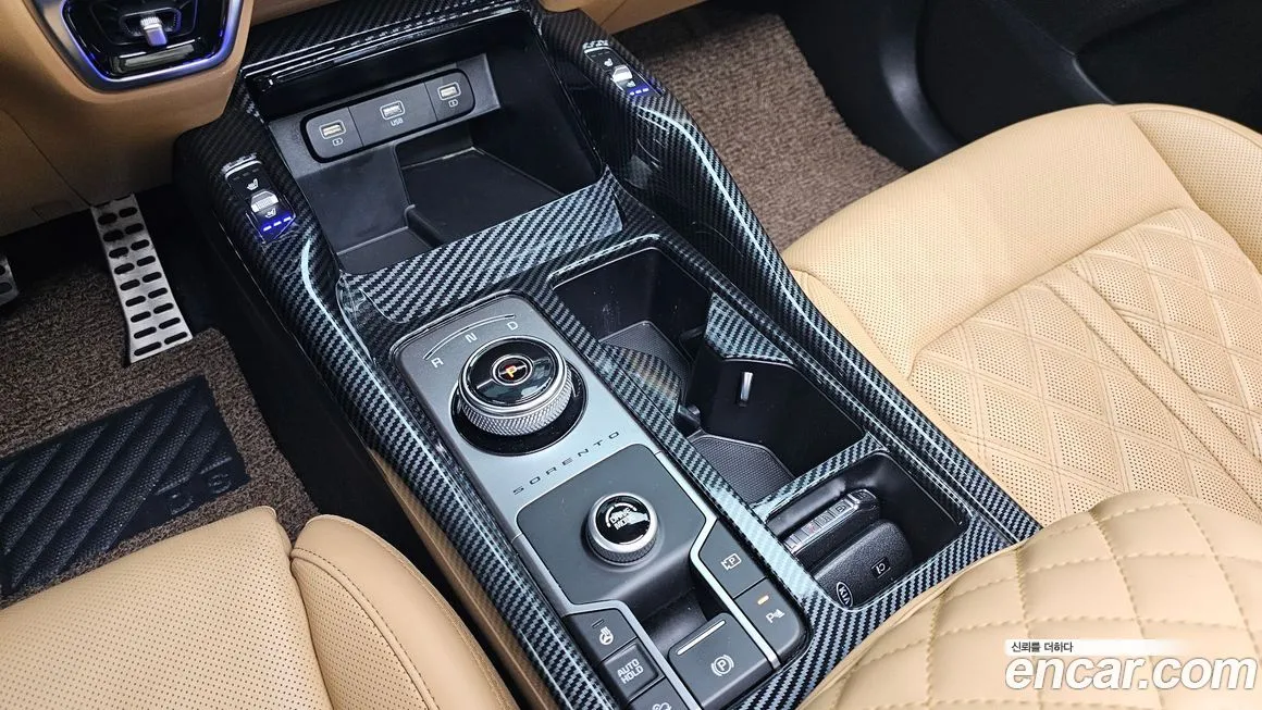 Kia Sorento — фото 9
