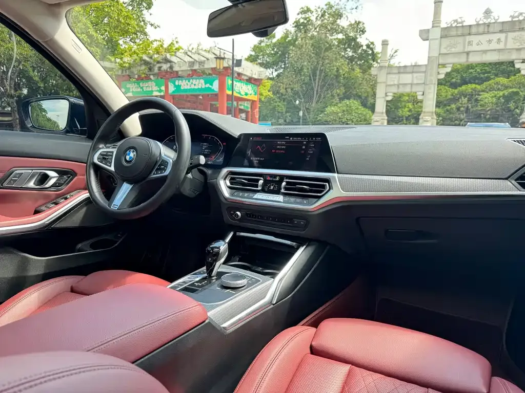 BMW 3 Series 2022 из CN, фото 10
