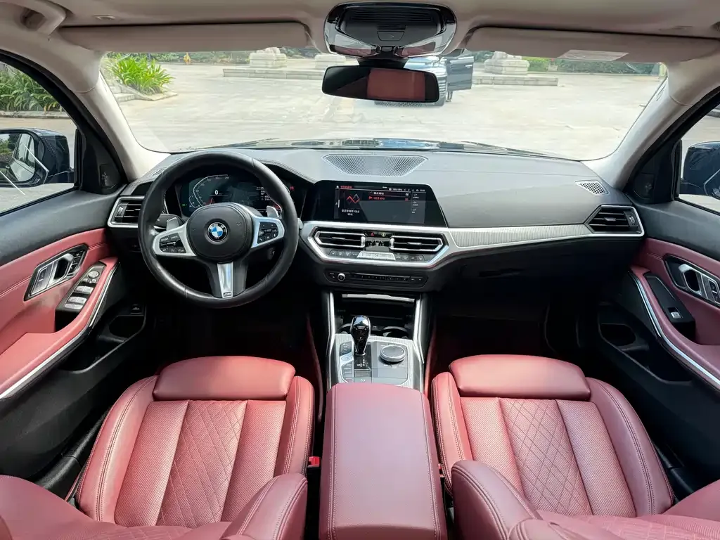 BMW 3 Series 2022 из CN, фото 6
