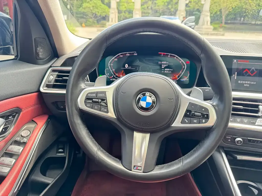 BMW 3 Series 2022 из CN, фото 7