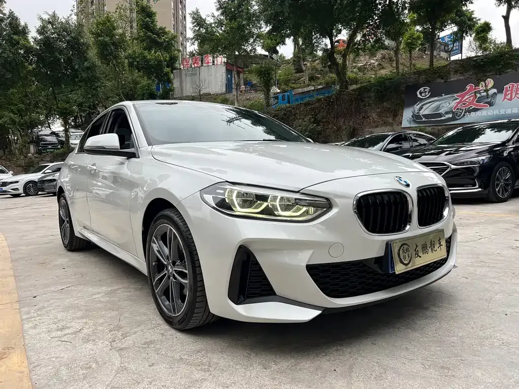 BMW 1 Series 2022 из CN, фото 3