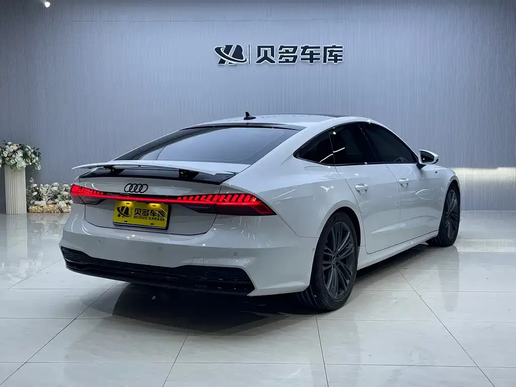 Audi A7 2022 из CN, фото 5