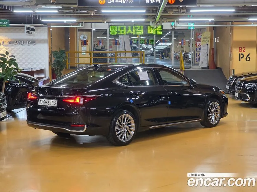 Lexus ES 2025 из KR, фото 2