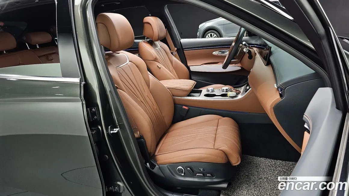 Genesis GV70 — фото 10