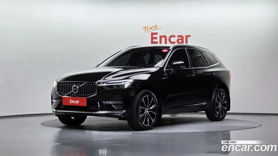 Volvo XC60 — фото 1