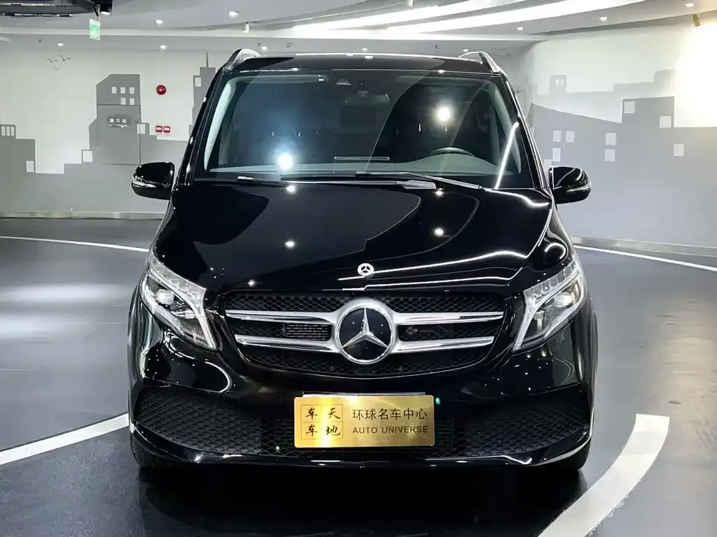 Mercedes-Benz V-Class 2022 из CN, фото 2