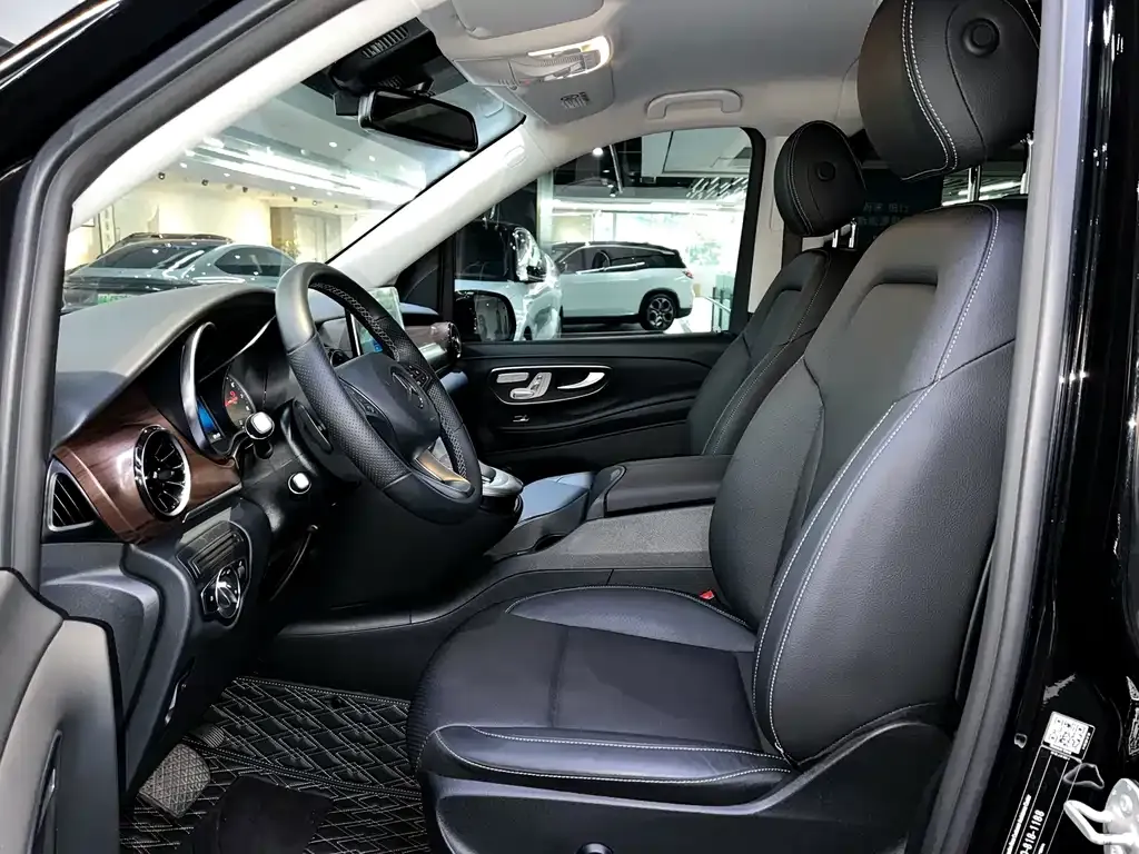 Mercedes-Benz V-Class 2022 из CN, фото 7