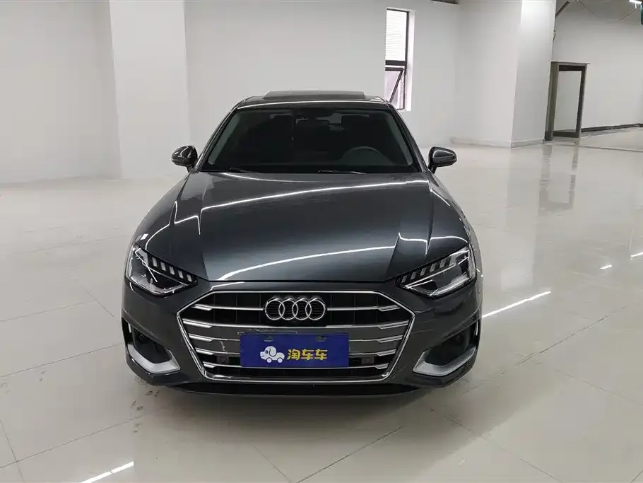 Audi A4L 2021 из CN, фото 2