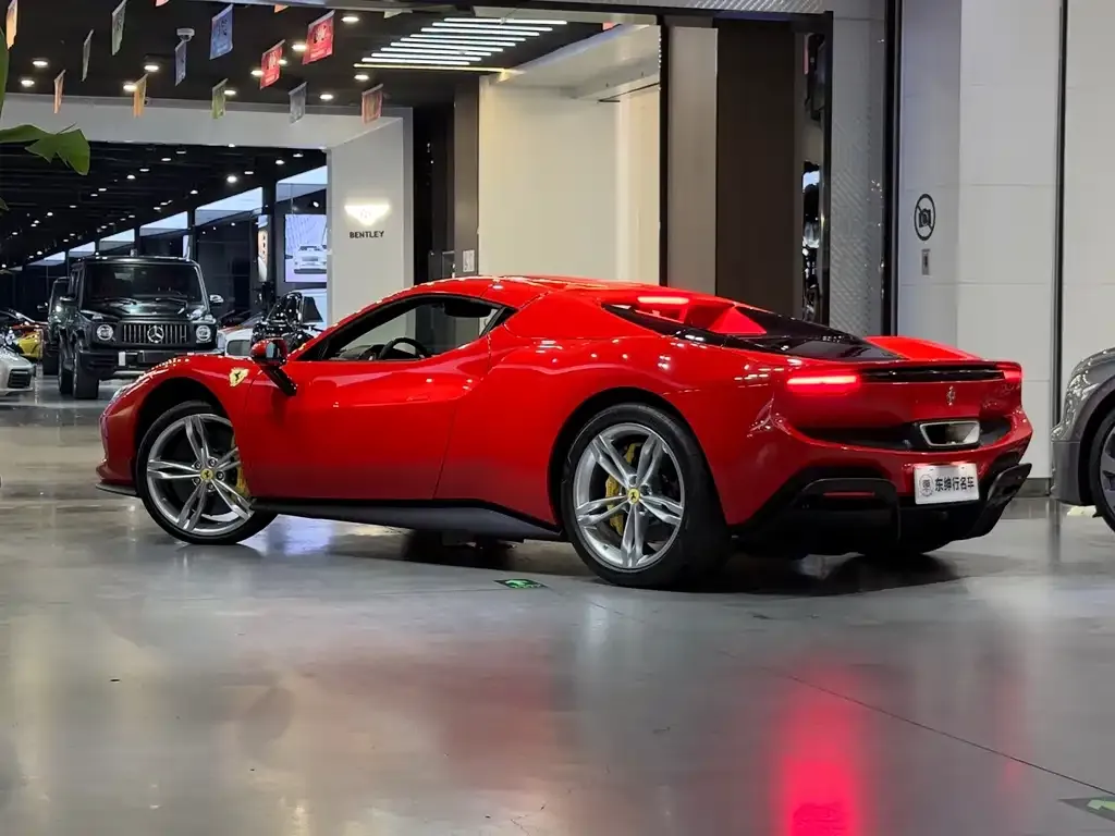 Ferrari 296 2024 из CN, фото 4