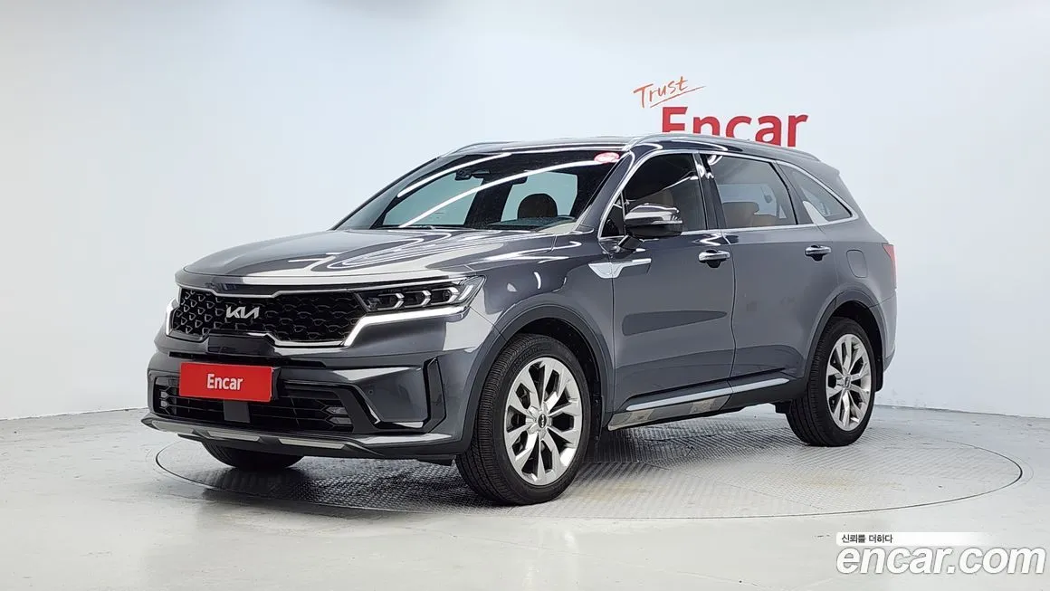 Kia Sorento — фото 1