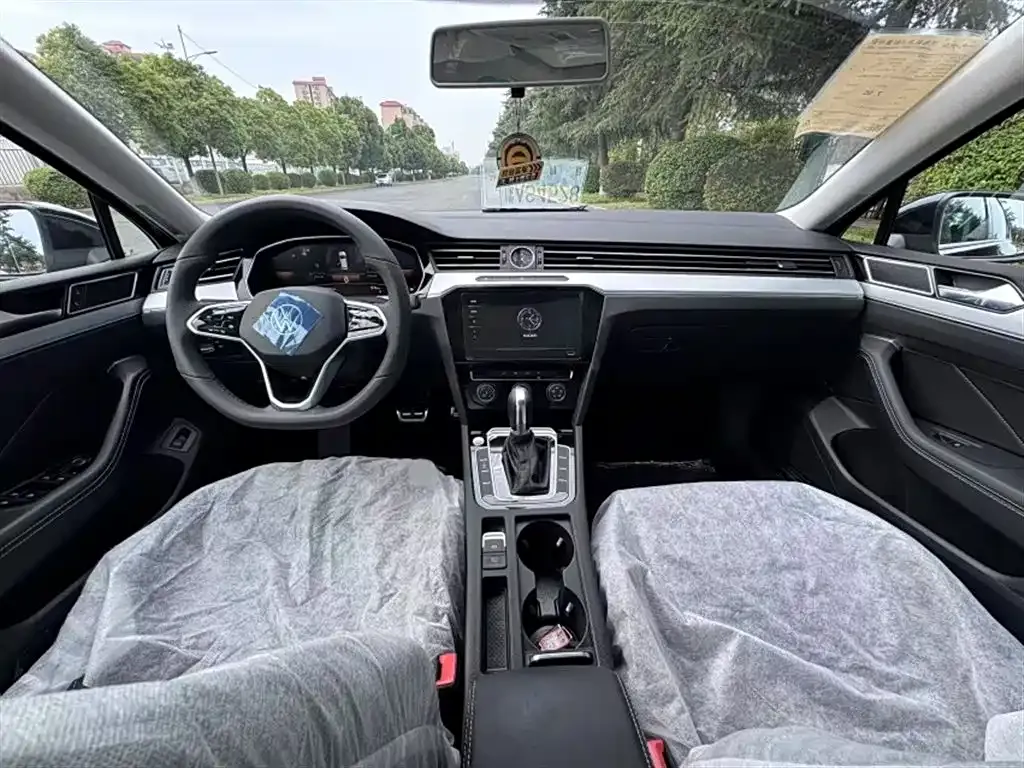 Volkswagen Magotan 2025 из CN, фото 8