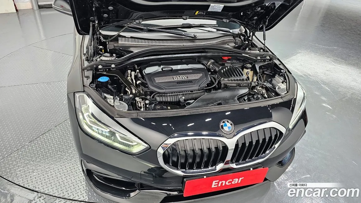 BMW 1-Series 2023 из KR, фото 6
