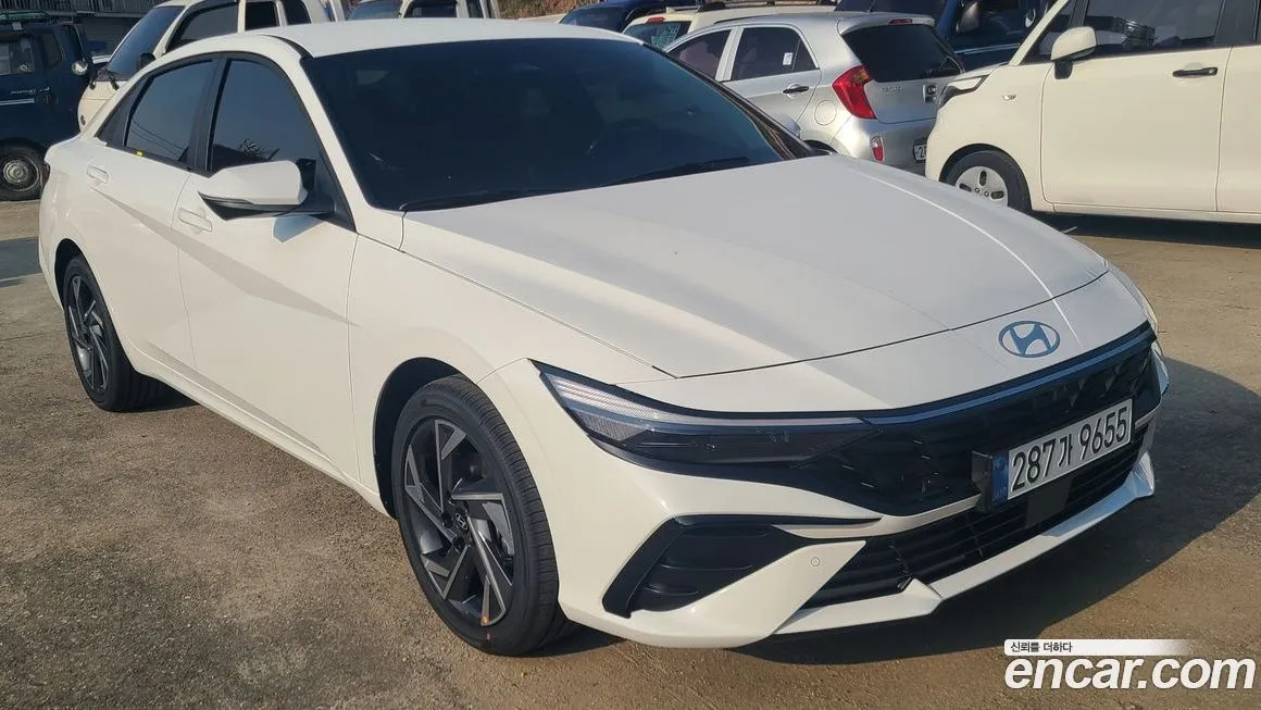 Hyundai AVANTE — фото 2