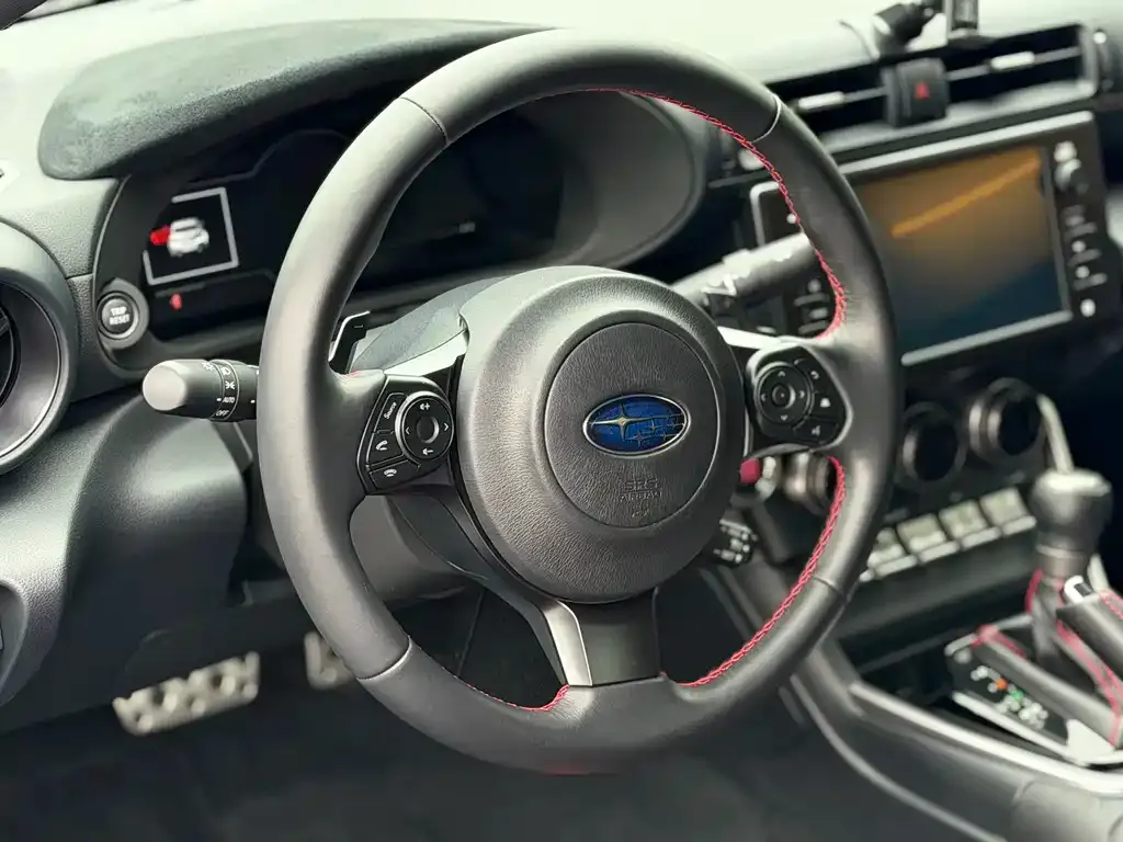 Subaru BRZ 2022 из CN, фото 10