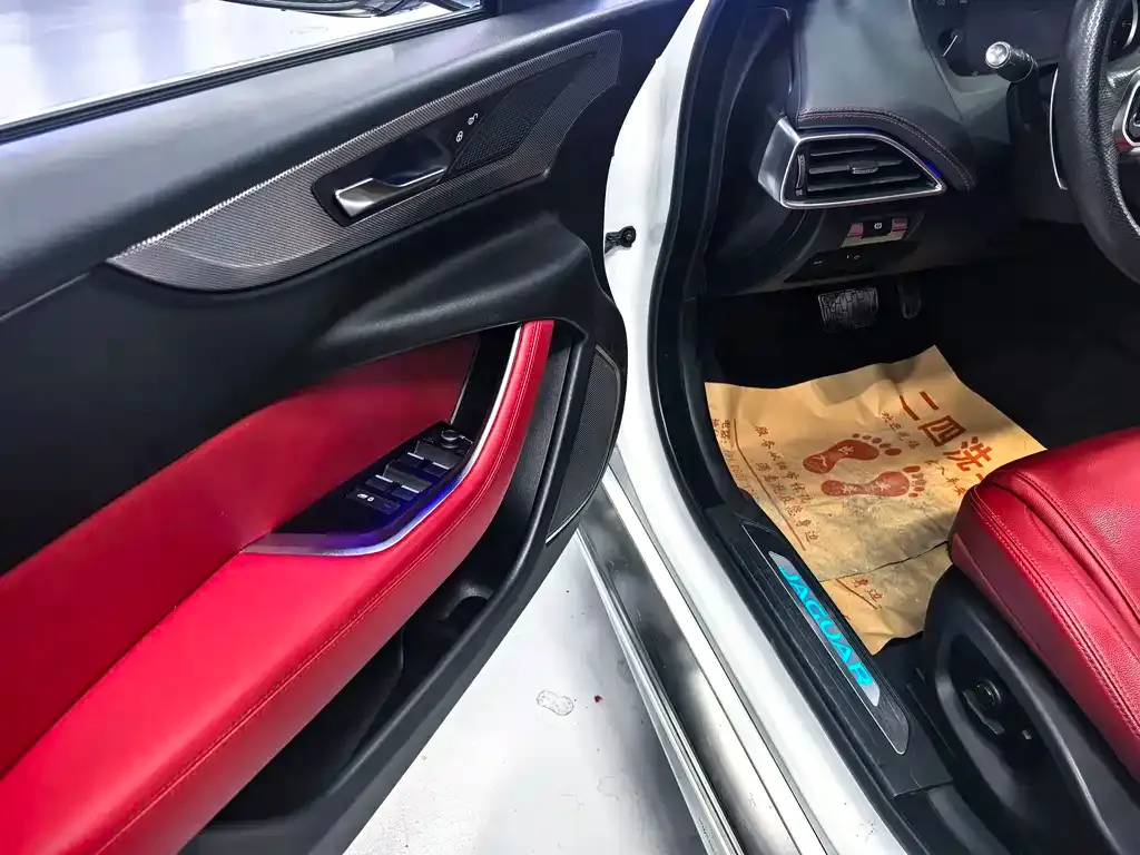 Jaguar XEL 2021 из CN, фото 4