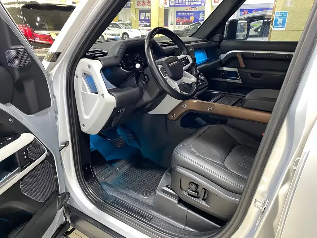 Land Rover Defender 2022 из CN, фото 7