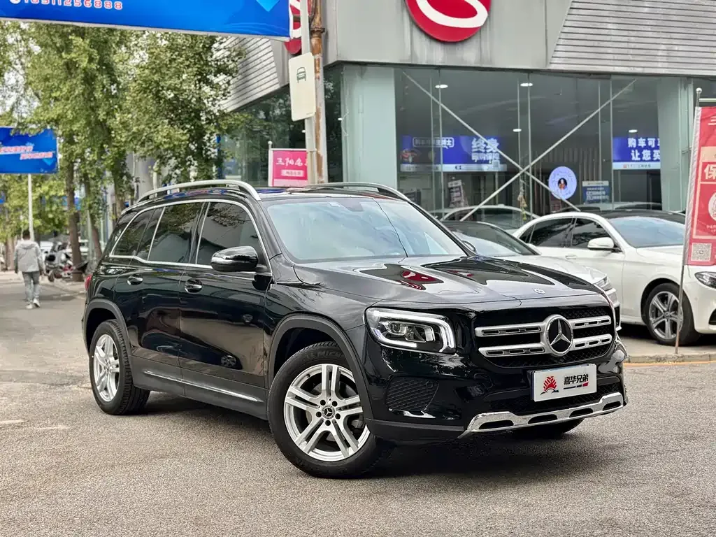Mercedes-Benz GLB — фото 5