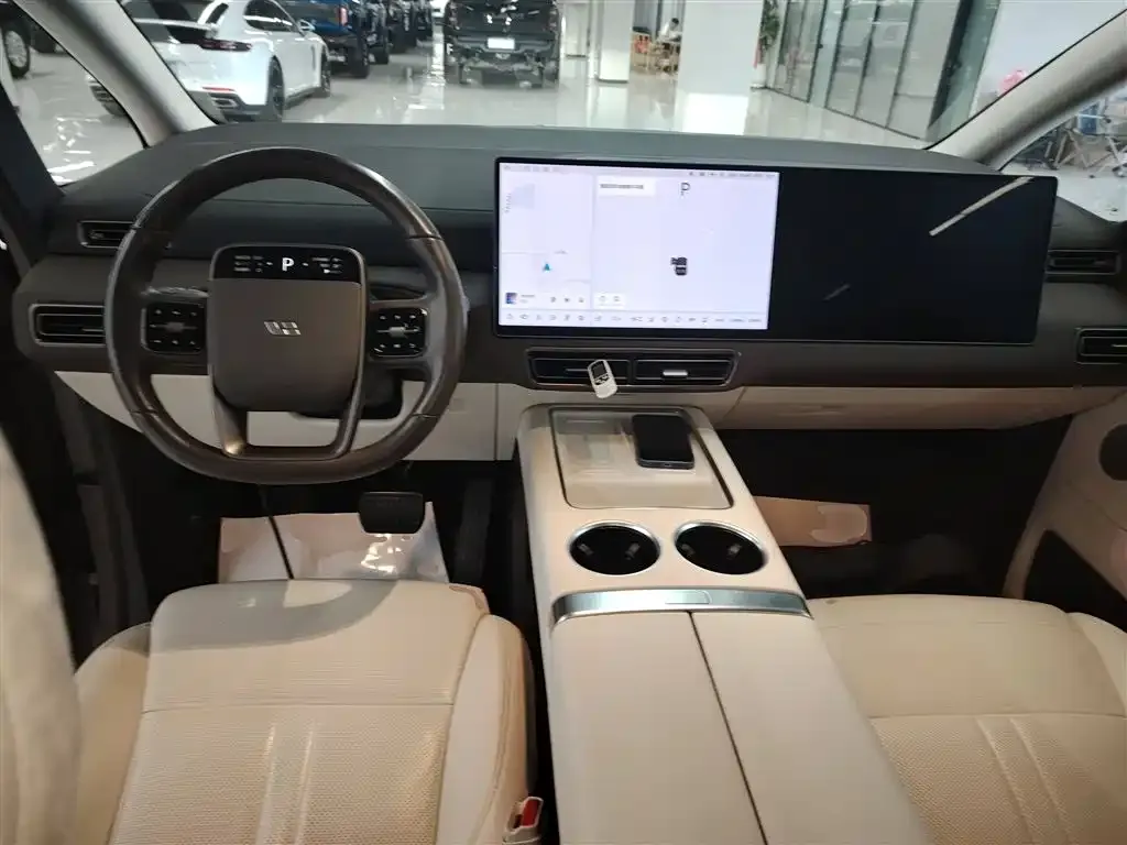 Li Auto MEGA 2024 из CN, фото 10