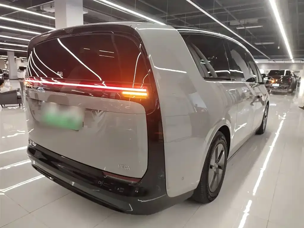 Li Auto MEGA 2024 из CN, фото 7