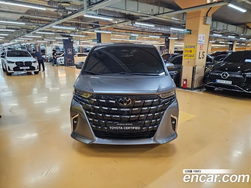 Toyota Alphard 2024 из KR, фото 2