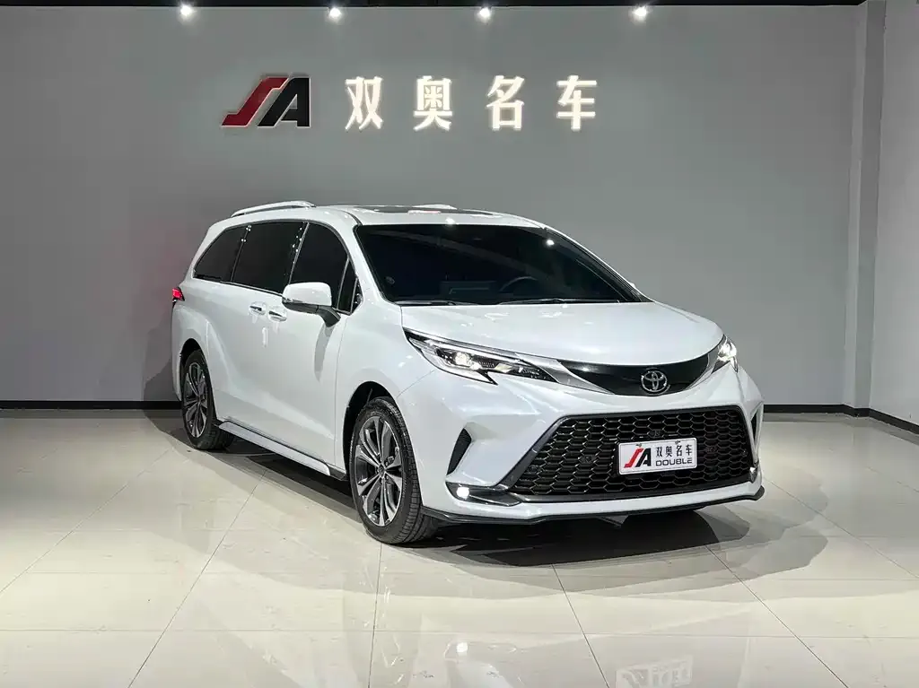 Toyota Granvia 2024 из CN, фото 3