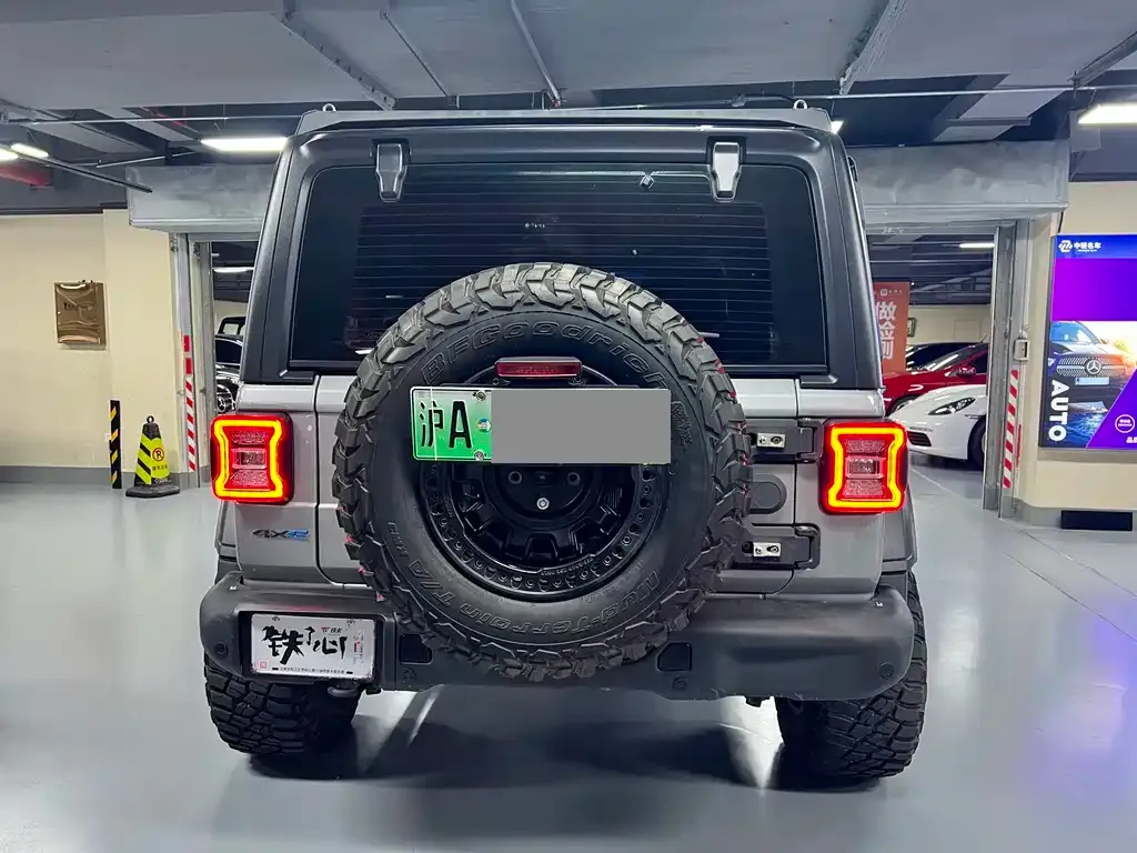 Jeep Wrangler PHEV 2021 из CN, фото 3