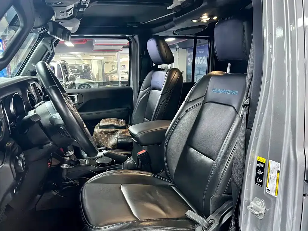 Jeep Wrangler PHEV 2021 из CN, фото 8