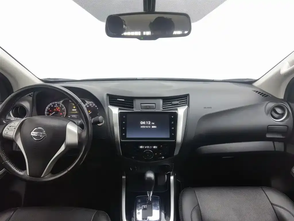 Nissan Navara 2023 из CN, фото 5