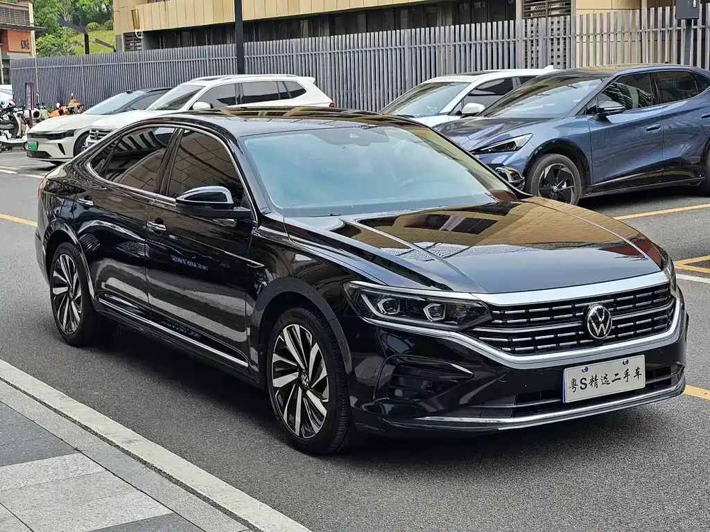 Volkswagen Passat 2022 из CN, фото 3