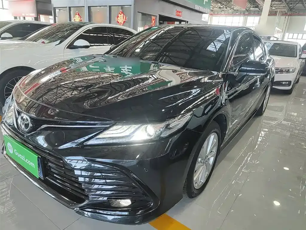 Toyota Camry 2023 из CN, фото 1