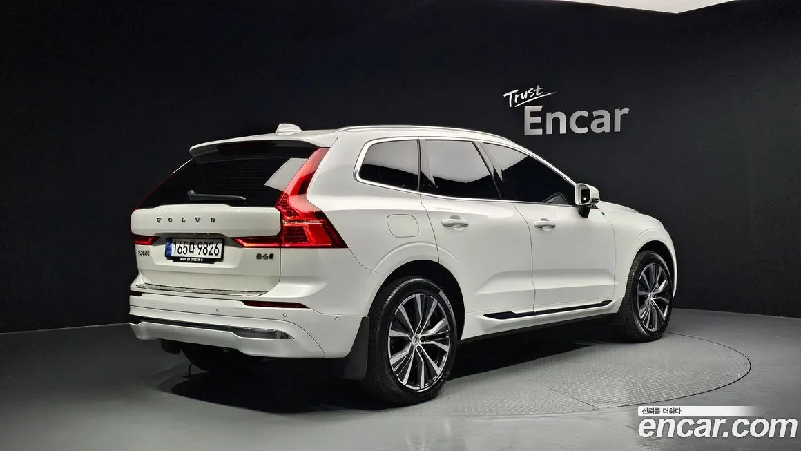 Volvo XC60 2022 из KR, фото 2