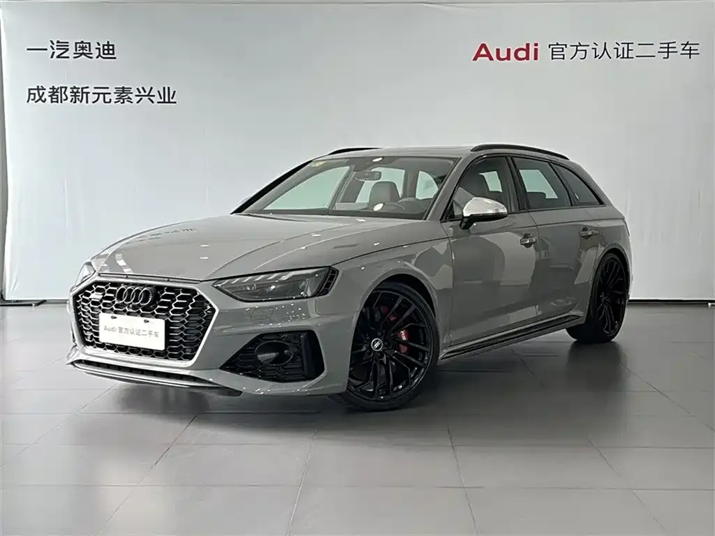 Audi RS 4 2024 из CN, фото 1