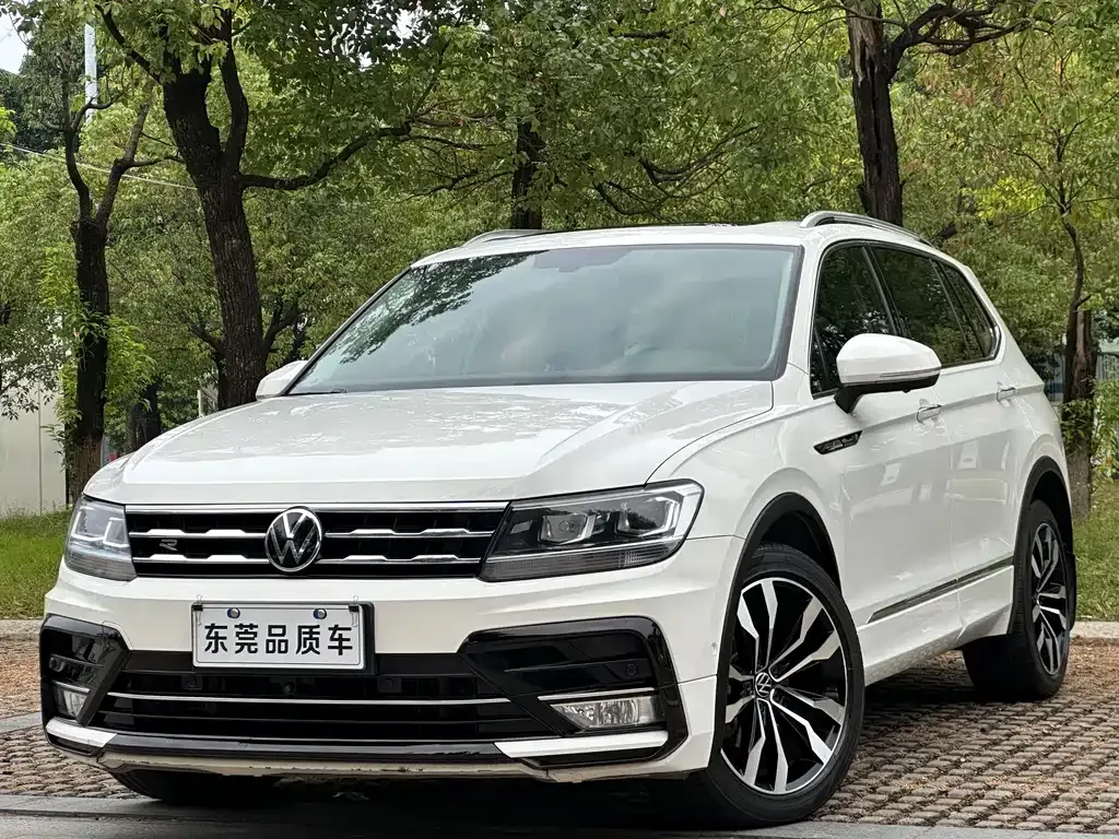 Volkswagen Tiguan L 2021 из CN, фото 1