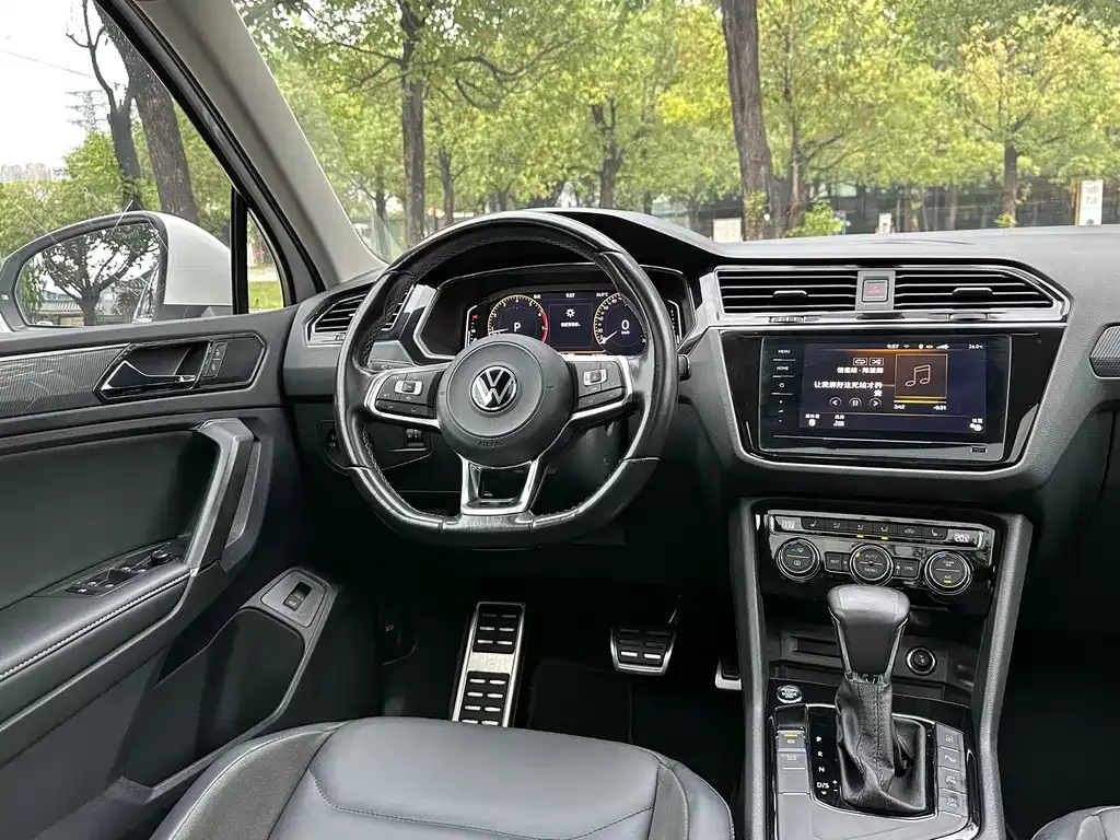 Volkswagen Tiguan L 2021 из CN, фото 10