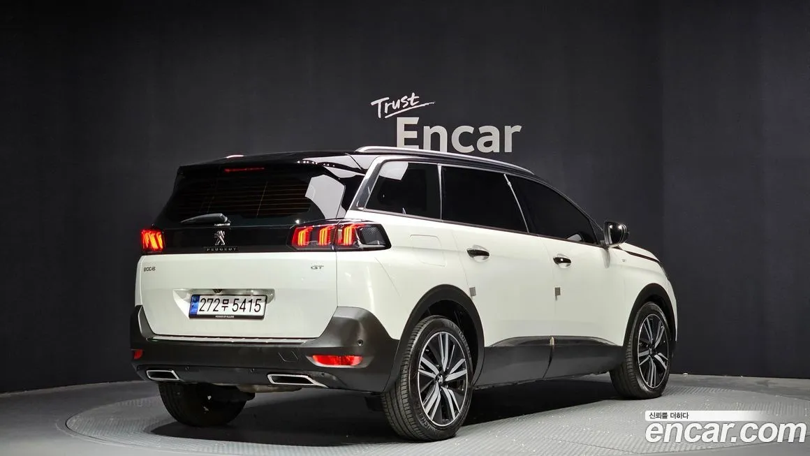 Peugeot 5008 2024 из KR, фото 2