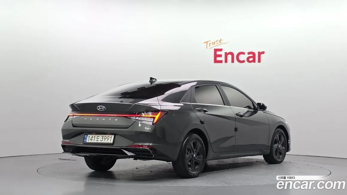 Hyundai AVANTE 2021 из KR, фото 2