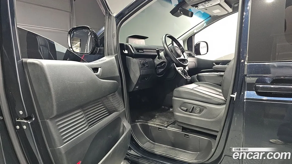 Hyundai Staria 2023 из KR, фото 10