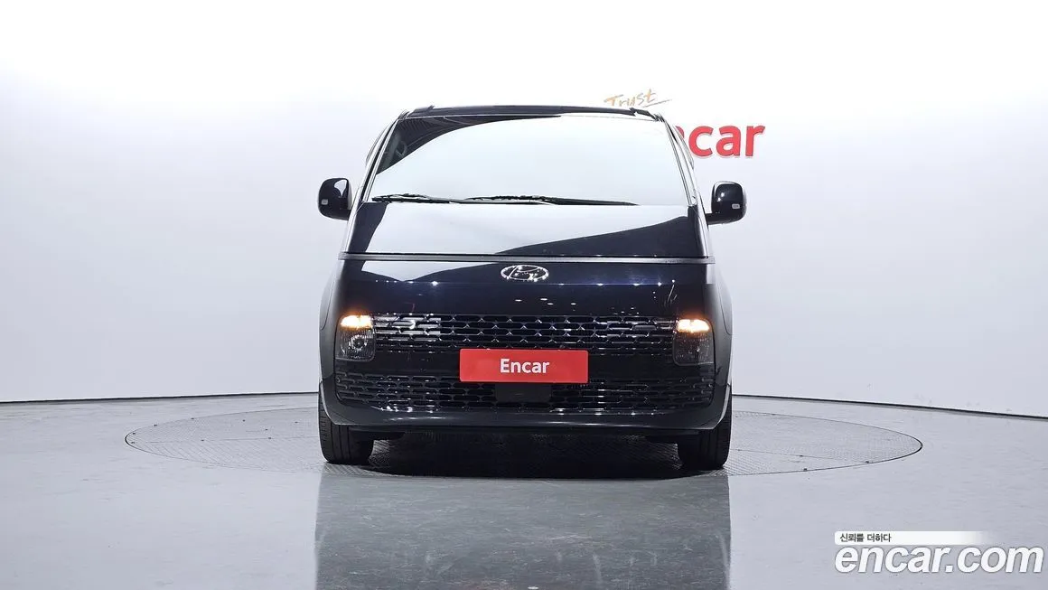 Hyundai Staria 2023 из KR, фото 3
