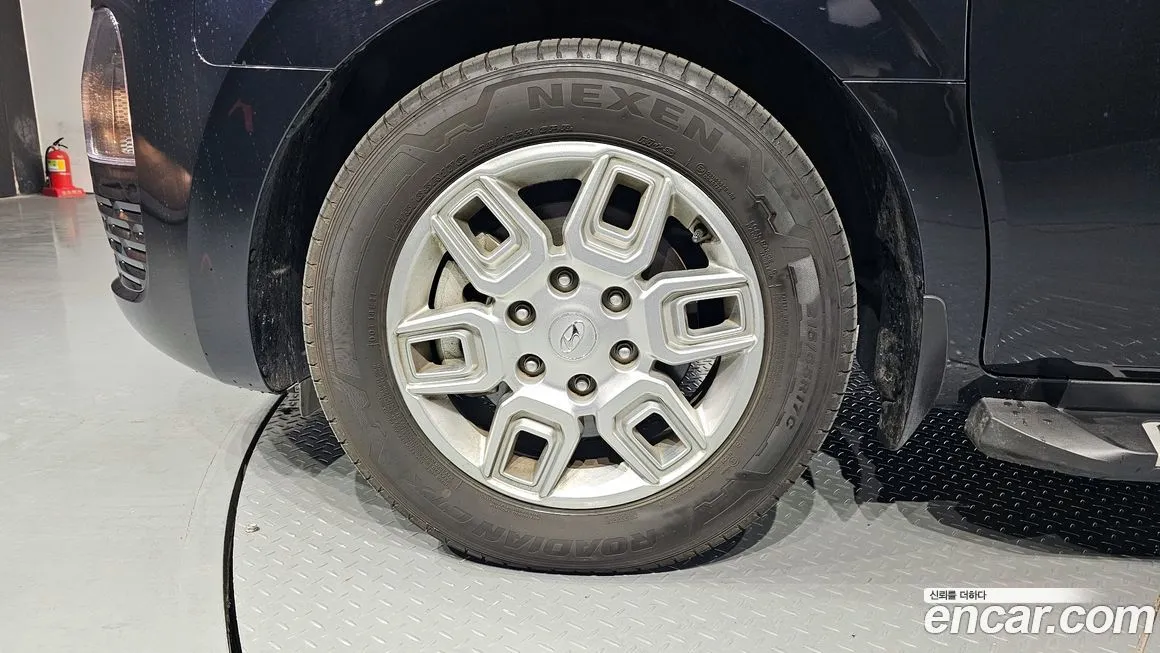 Hyundai Staria 2023 из KR, фото 5
