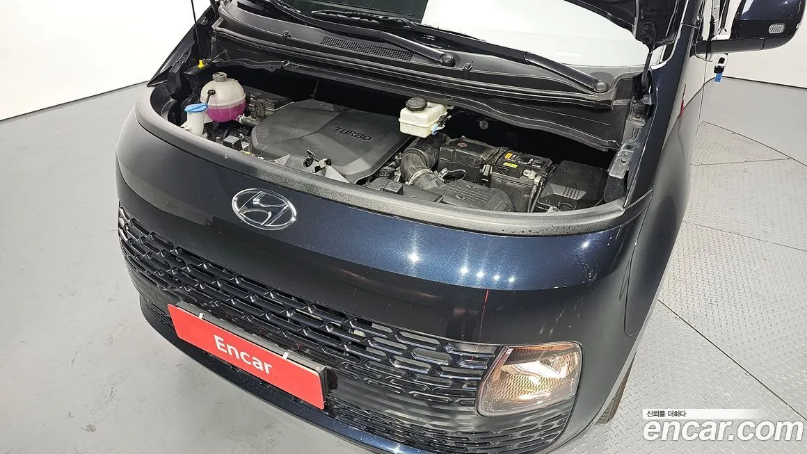 Hyundai Staria 2023 из KR, фото 6