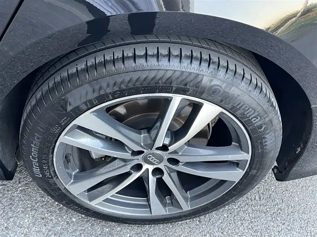 Audi A6L 2021 из CN, фото 6