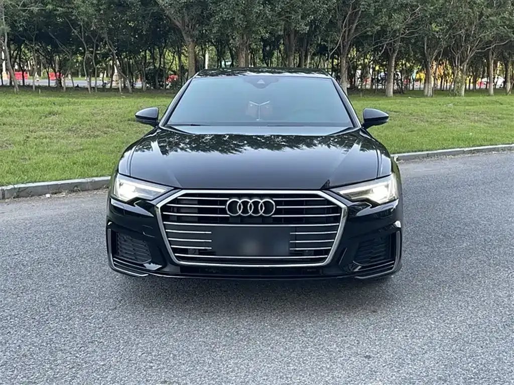 Audi A6L 2021 из CN, фото 9
