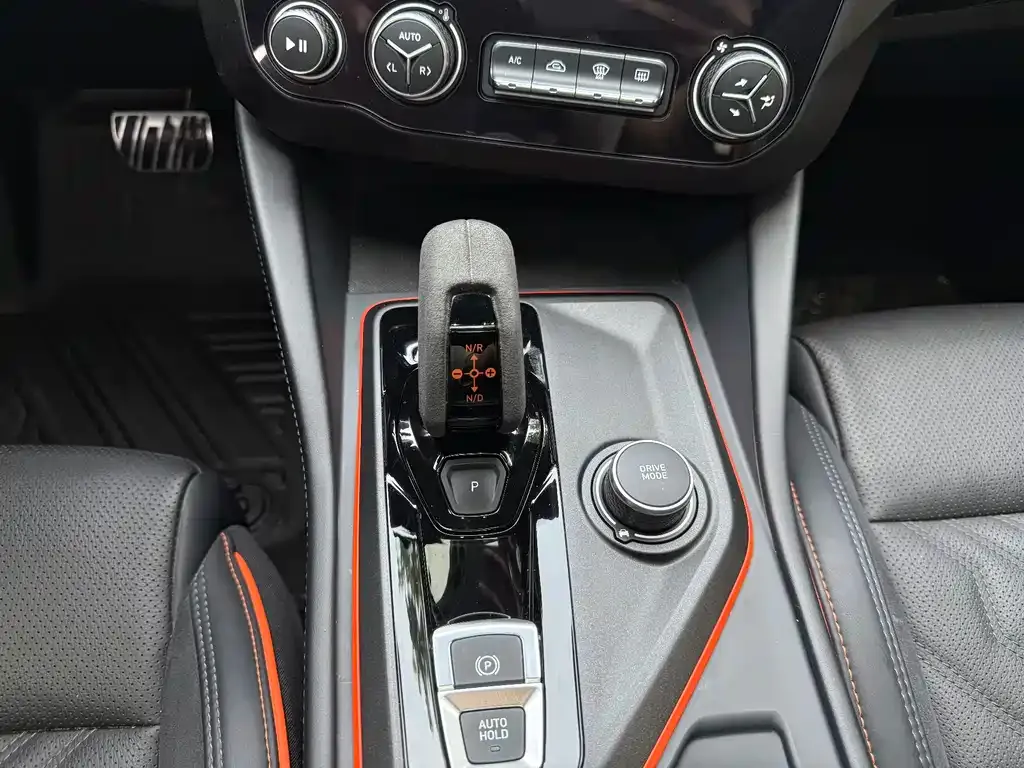 Lynk & Co 02 Hatchback 2022 из CN, фото 7