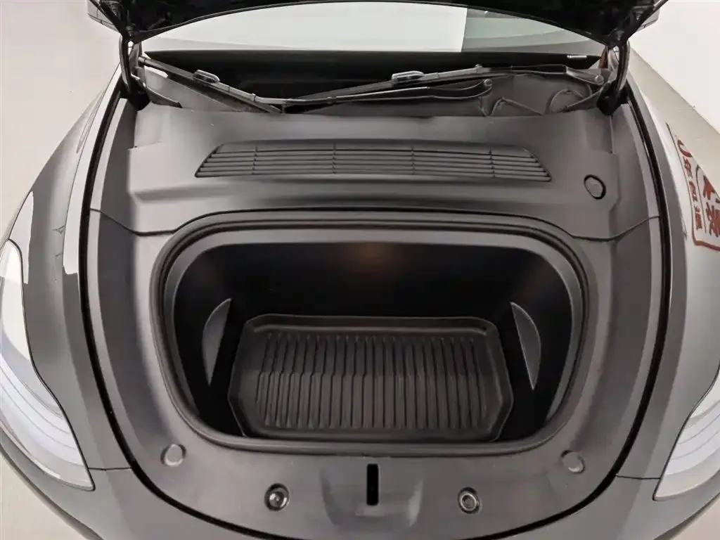 Tesla Model Y 2023 из CN, фото 6