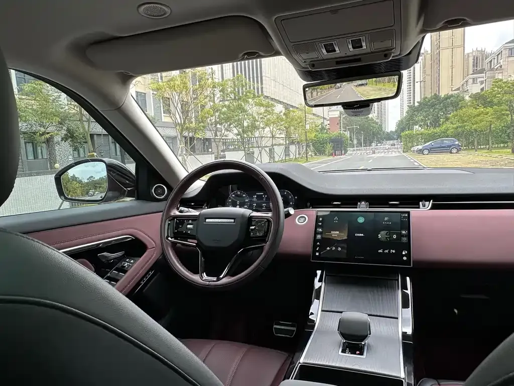 Land Rover Evoque 2024 из CN, фото 10