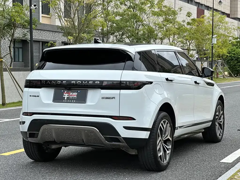 Land Rover Evoque 2024 из CN, фото 4