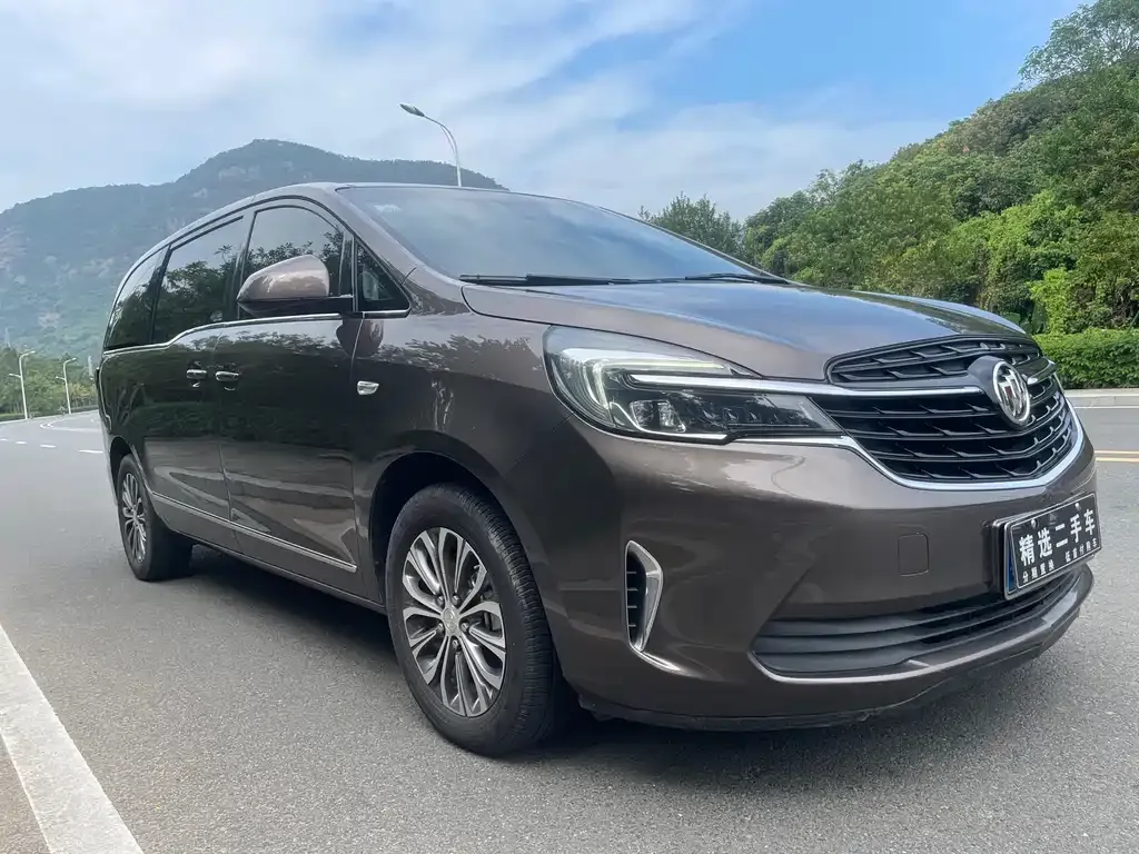 Buick GL8 2022 из CN, фото 2