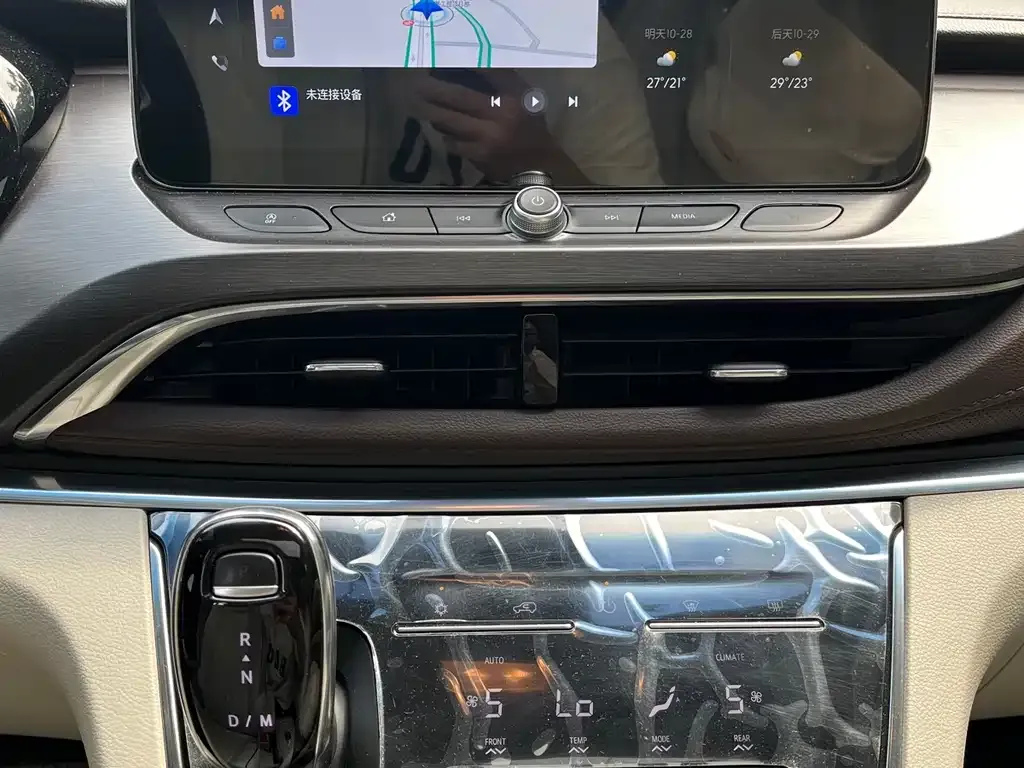 Buick GL8 2022 из CN, фото 9