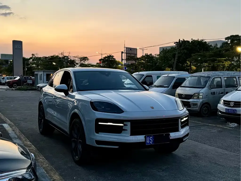 Porsche Cayenne 2023 из CN, фото 3