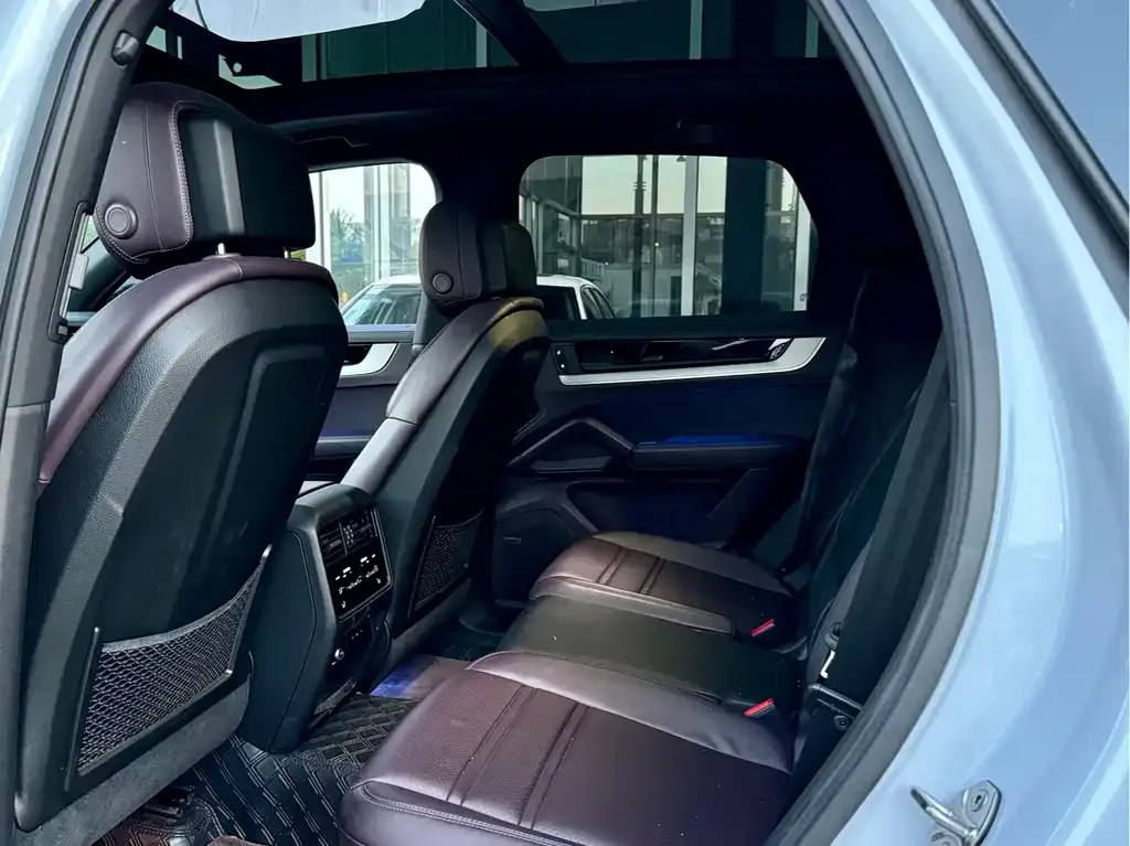 Porsche Cayenne 2023 из CN, фото 8